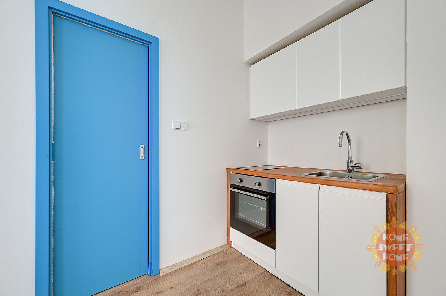 Pronájem bytu 1+kk 25 m² – fotografie 4