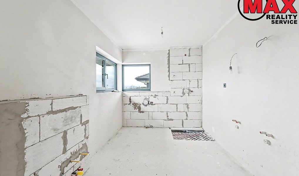 Prodej domu 216 m² s pozemkem 821 m², Vysoký Újezd – náhled fotky 9