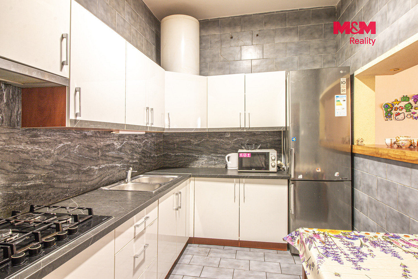 Prodej domu 200 m² s pozemkem 289 m² – fotografie 2
