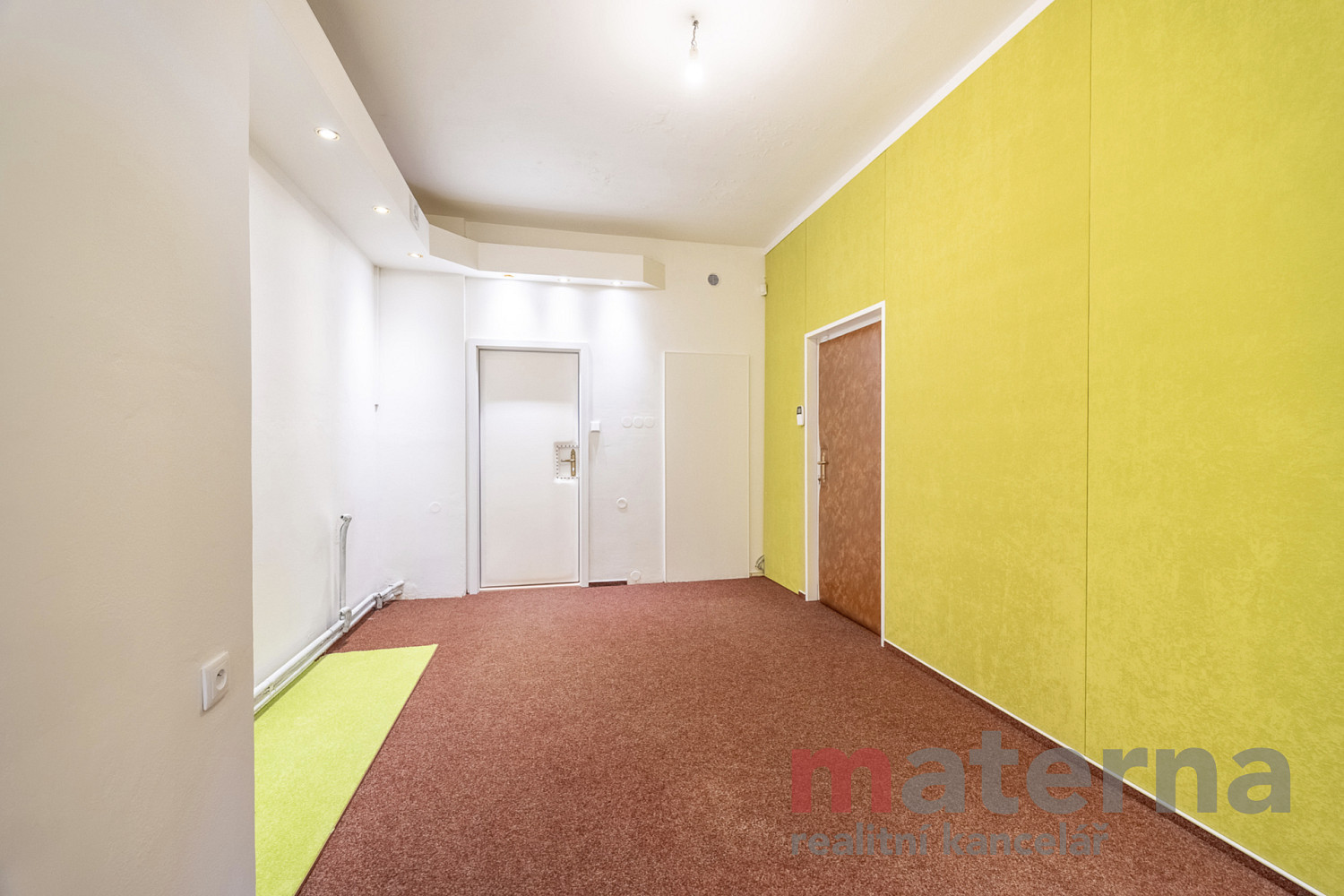 Pronájem kanceláře 96 m² – fotografie 5