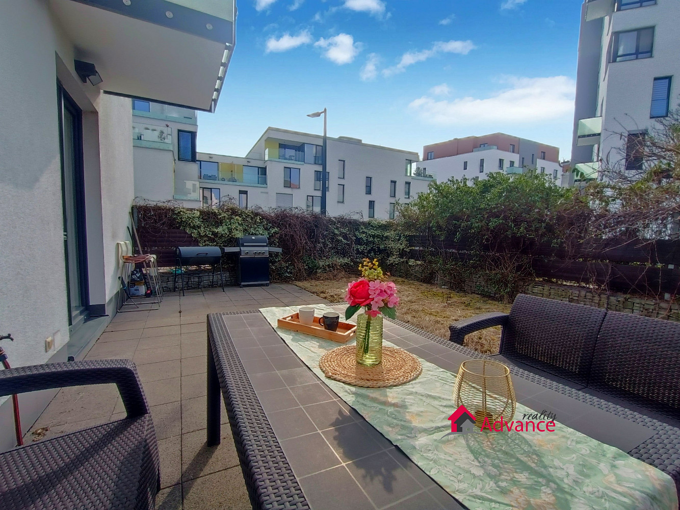 Pronájem bytu 3+kk 87 m² – fotografie 4