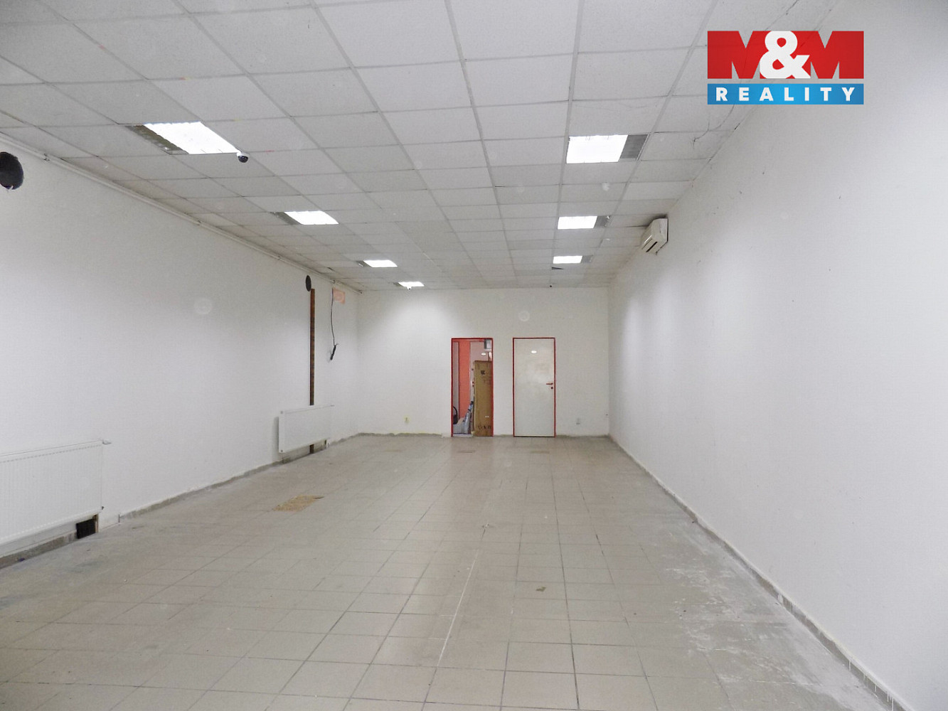 Pronájem obchodních prostor 145 m² – fotografie 3
