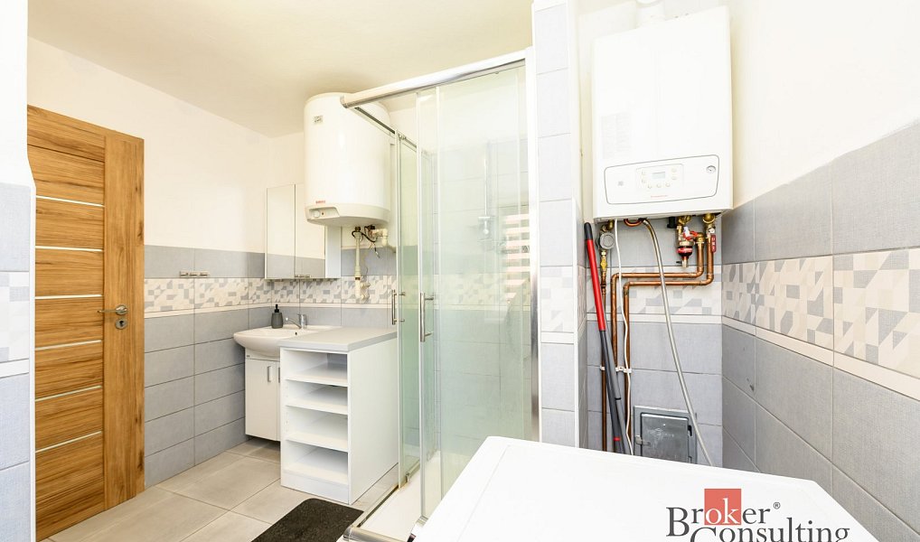 Prodej domu 132 m² s pozemkem 371 m², Žihle – náhled fotky 19