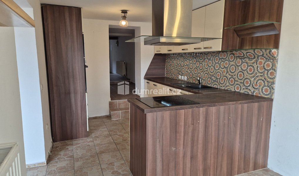 Prodej domu 160 m² s pozemkem 159 m², Olešnice – náhled fotky 25