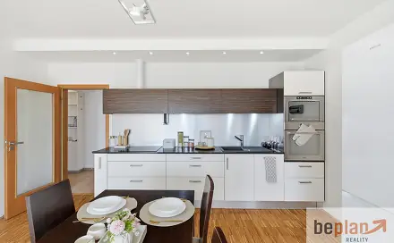 Pronájem bytu 2+kk 63 m², Univerzitní, Praha 10 - Malešice