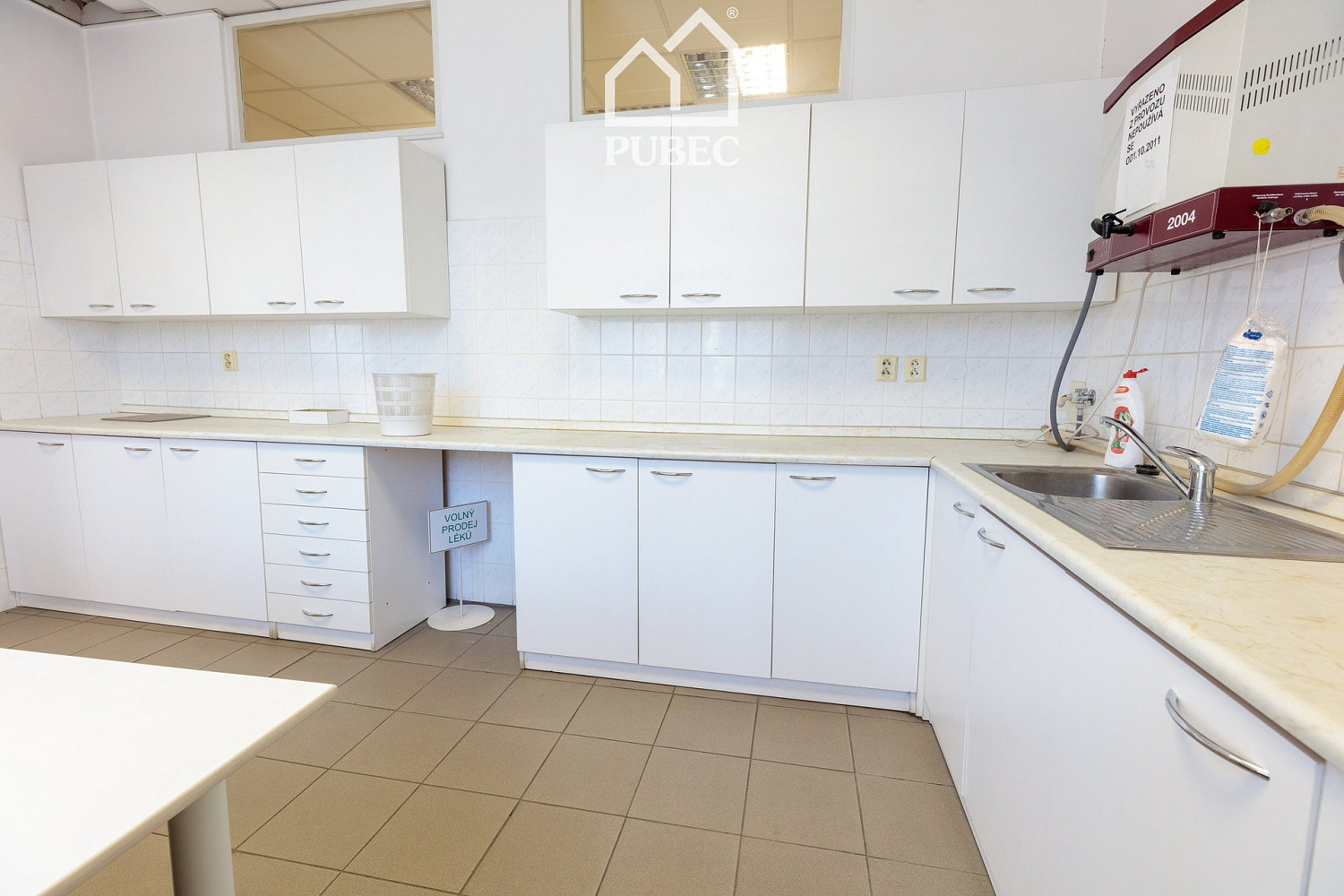 Pronájem obchodních prostor 132 m² – fotografie 5
