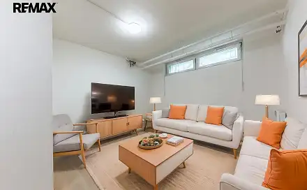 Prodej bytu 1+kk 23 m², Děčínská, Praha 8 - Střížkov
