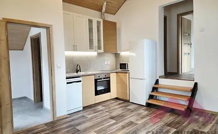 Pronájem bytu 3+kk 85 m², K Zámku, Hlásná Třebaň, okres Beroun