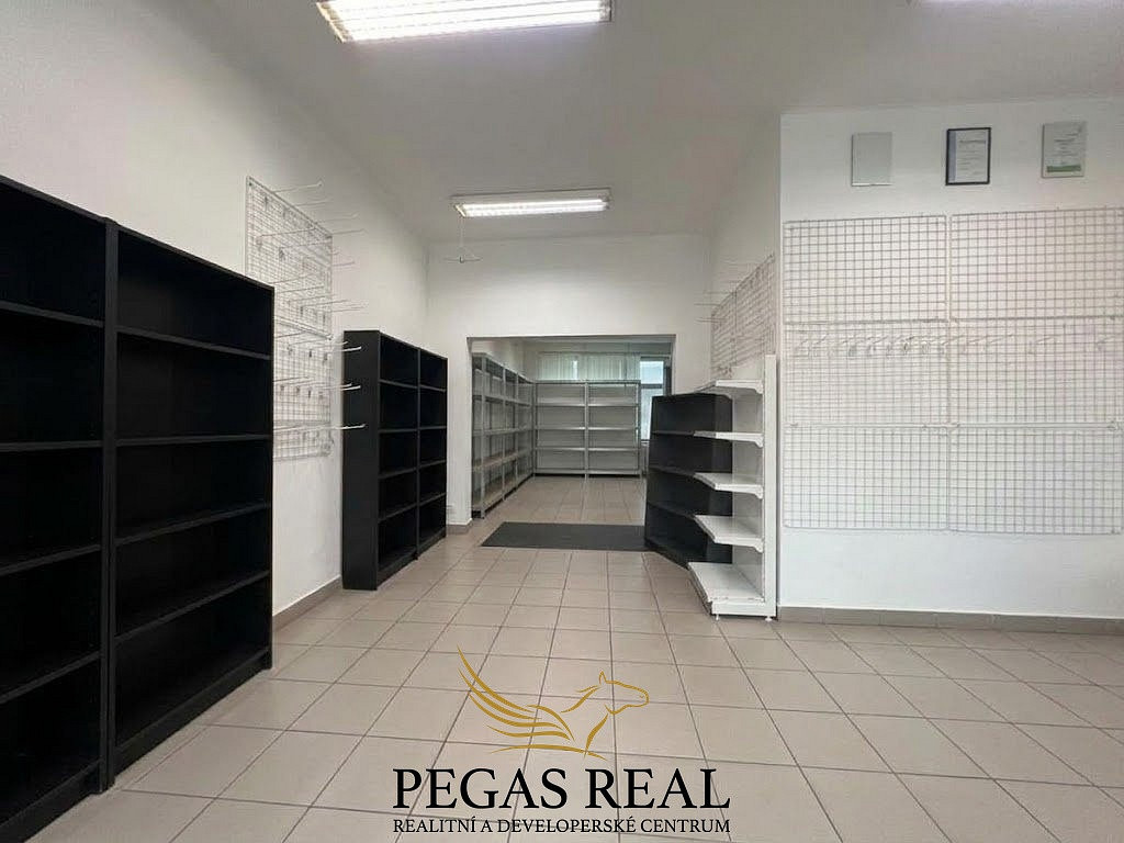 Pronájem obchodních prostor 52 m² – fotografie 3