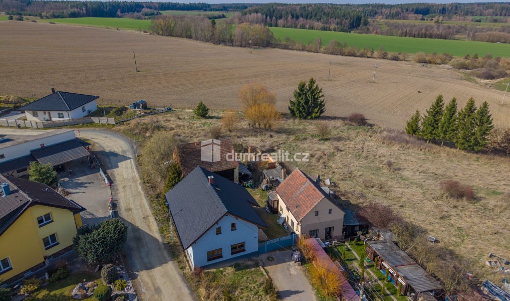 Prodej domu 80 m² s pozemkem 515 m², Kostelec – náhled fotky 3