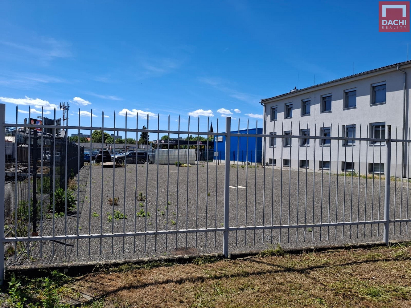Pronájem komerčního pozemku 1 087 m² – fotografie 2