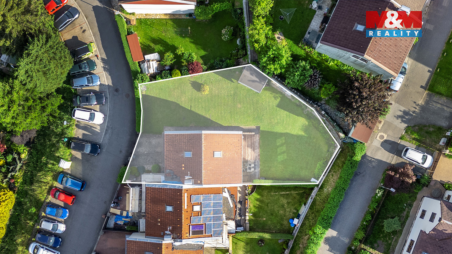 Prodej domu 111 m² s pozemkem 458 m² — photo 2