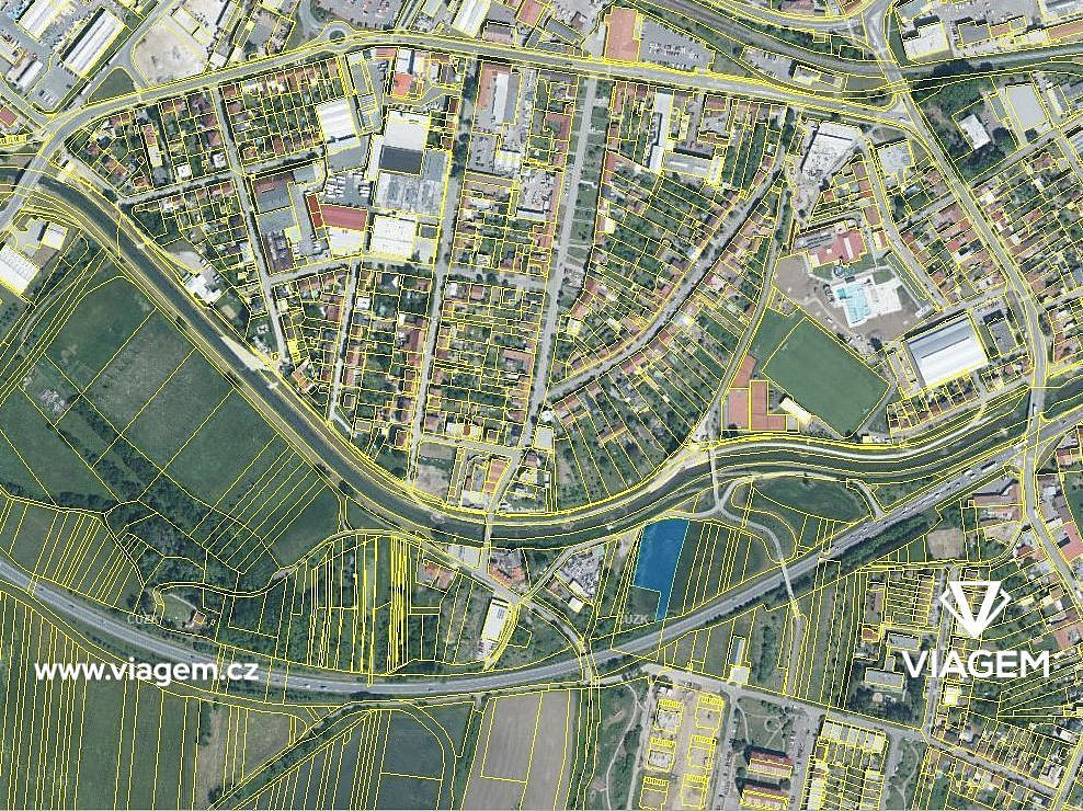 Prodej komerčního pozemku 118 m² – fotografie 2