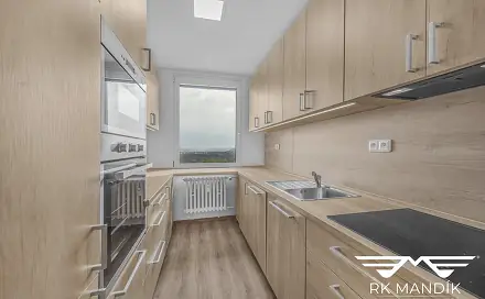 Pronájem bytu 3+1 63 m², Lublinská, Praha 8 - Troja