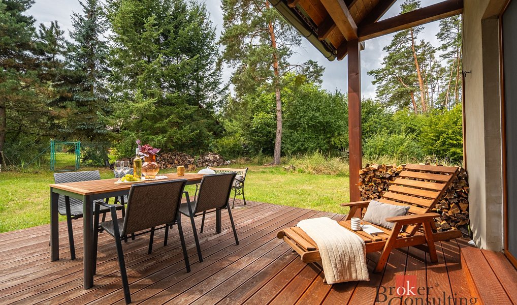 Prodej domu 194 m² s pozemkem 866 m², Litošice – náhled fotky 4