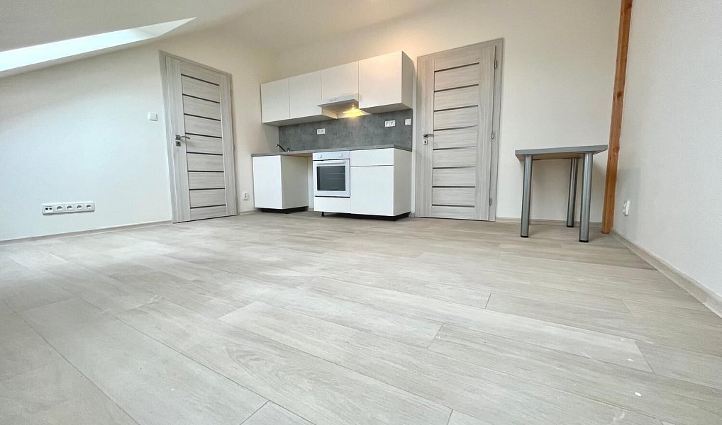 Pronájem bytu 1+kk, 34 m², Brno-venkov, Troubsko