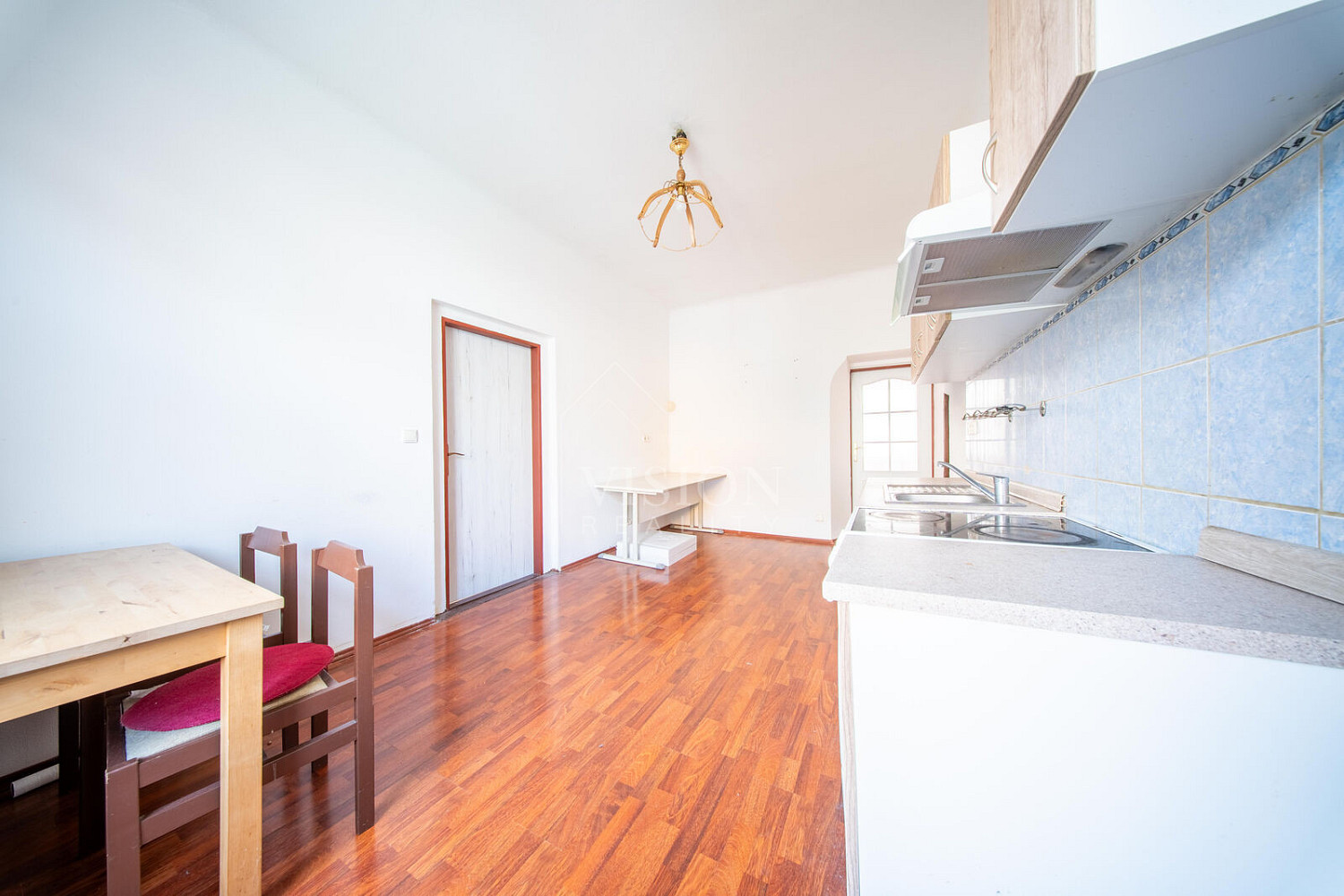 Pronájem bytu 4+1 72 m² – fotografie 2