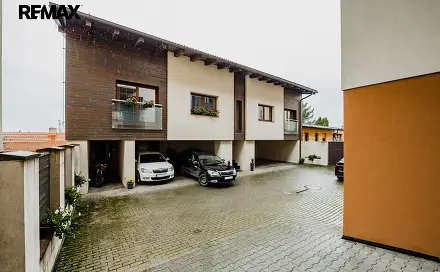 Prodej kanceláře 214 m², Budějovická, Tábor