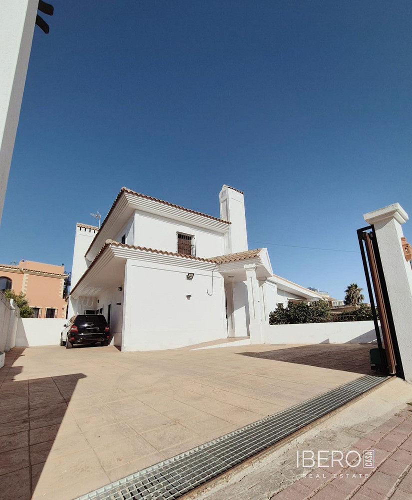 Prodej domu 280 m² s pozemkem 750 m² — photo 4