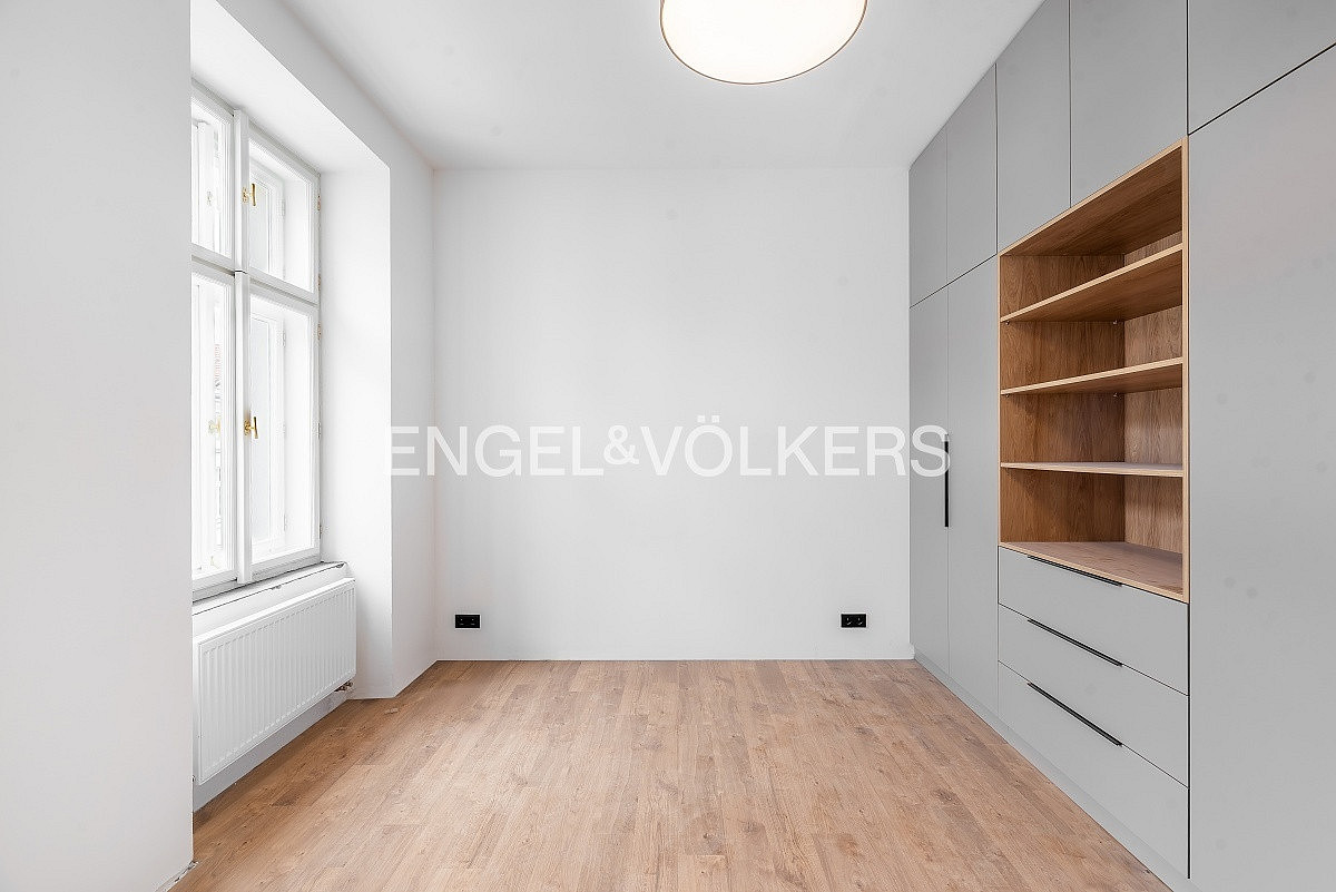Pronájem bytu 3+kk 102 m² – fotografie 2