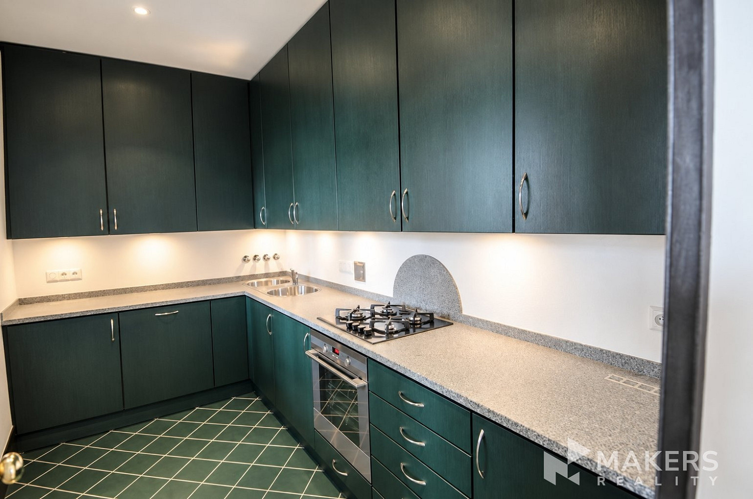 Pronájem bytu 3+kk 94 m² – fotografie 5