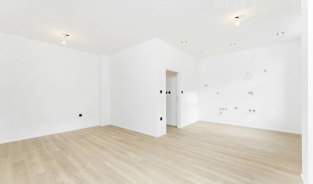 Pronájem bytu 1+kk 35 m², Jilemnice – náhled fotky 2