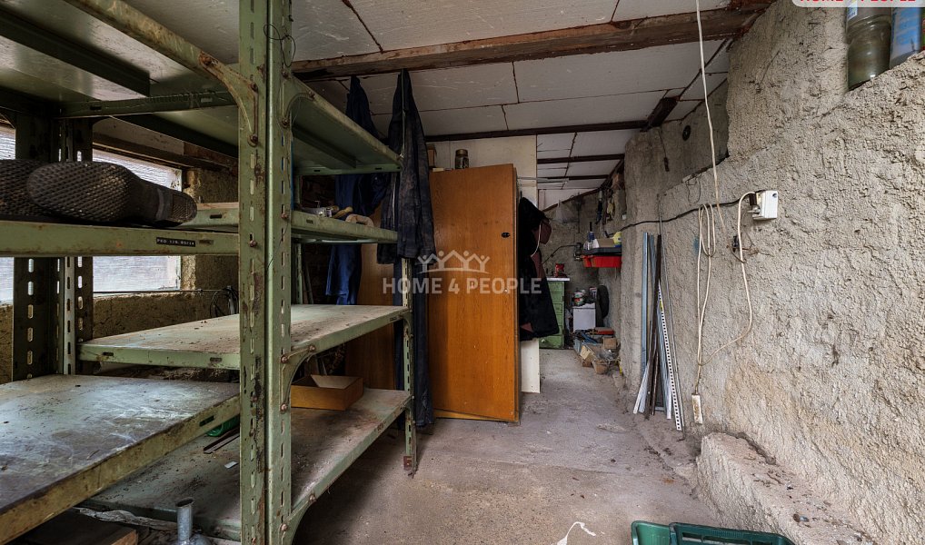 Prodej domu 133 m² s pozemkem 1 126 m², Zlonice – náhled fotky 41