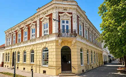 Pronájem bytu 2+kk 56 m², Sady 28. října, Břeclav