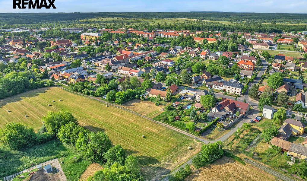 Prodej stavebního pozemku 508 m², Milovice – náhled fotky 8