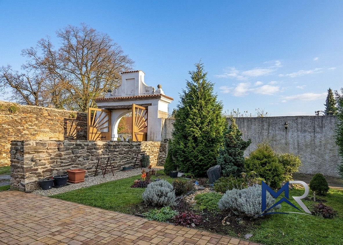 Prodej domu 825 m²