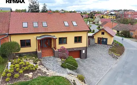 Prodej domu 309 m² s pozemkem 786 m², Heršpice, okres Vyškov