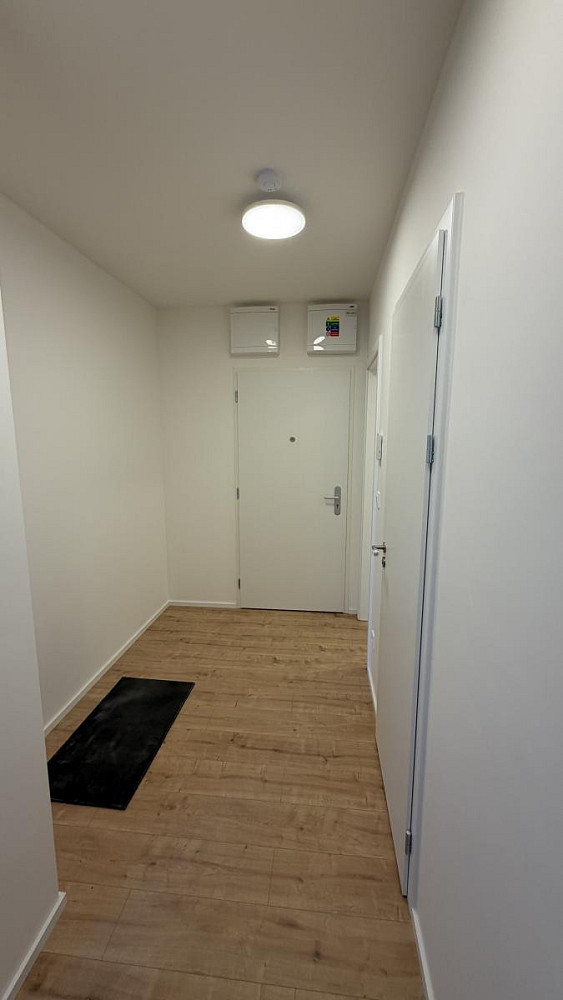 Pronájem bytu 2+kk 57 m² – fotografie 2