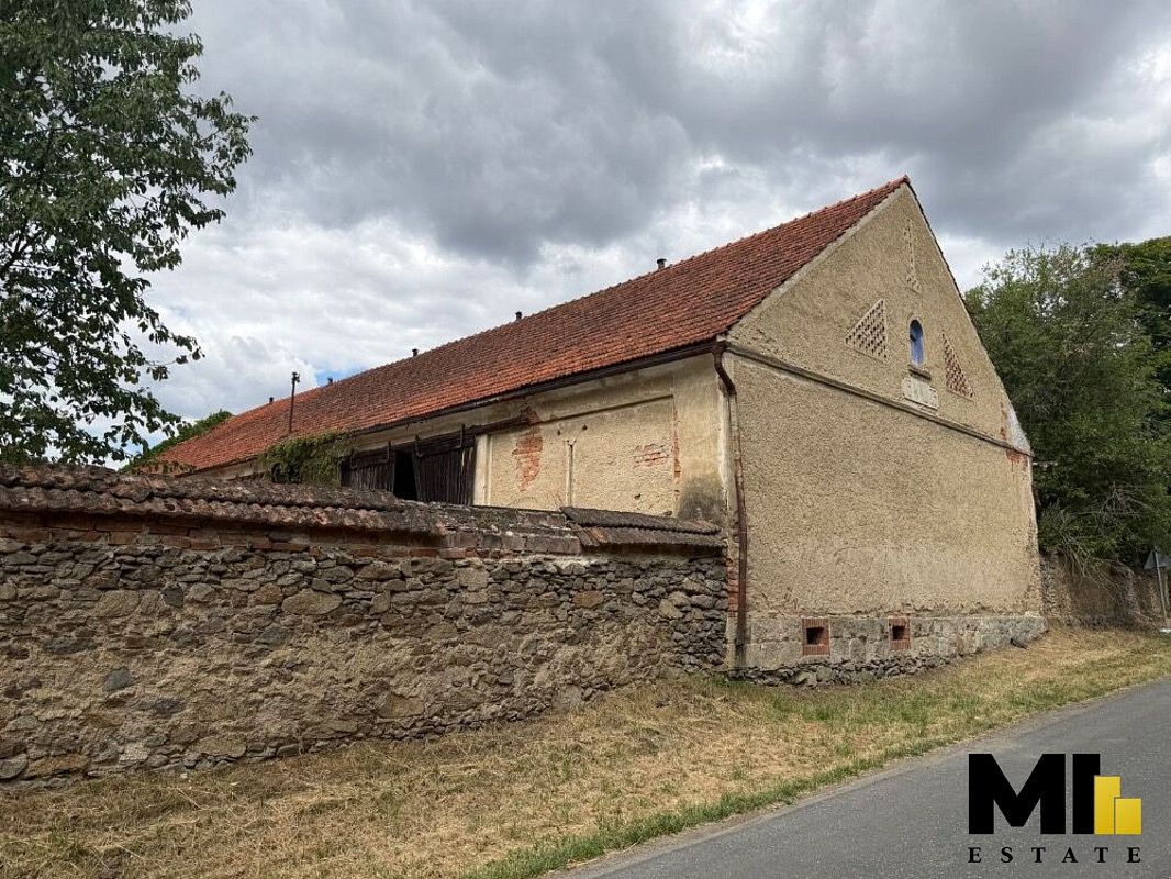 Prodej skladovacích prostor 340 m²