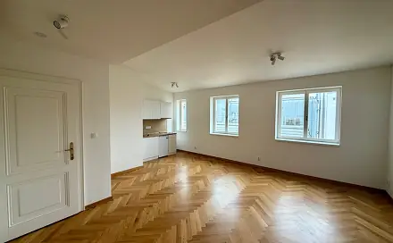 Prodej bytu 1+kk 31 m², Malá Štěpánská, Praha 2 - Nové Město