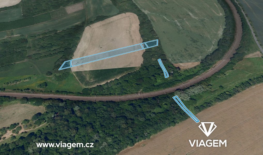 Prodej pole 2 256 m², Golčův Jeníkov – náhled fotky 2