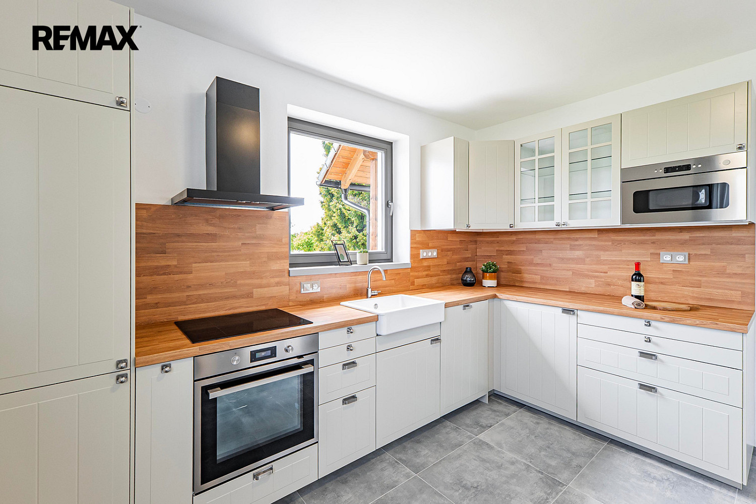 Prodej domu 120 m² s pozemkem 1 013 m² – pohled 2
