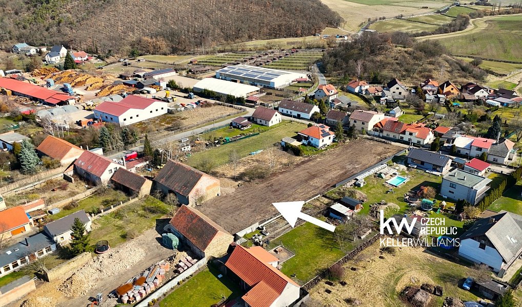 Prodej stavebního pozemku 1 071 m², Libomyšl – náhled fotky 7