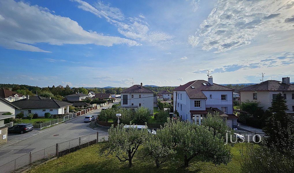 Prodej domu 296 m² s pozemkem 853 m², Strakonice – náhled fotky 19