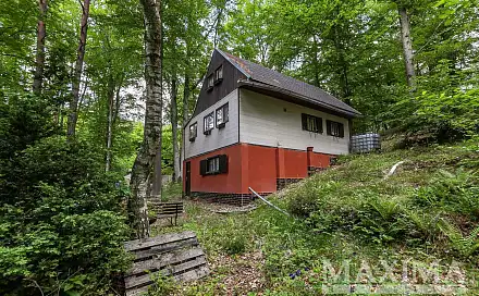 Prodej domu 50 m² s pozemkem 2 736 m², Slapy, okres Praha-západ
