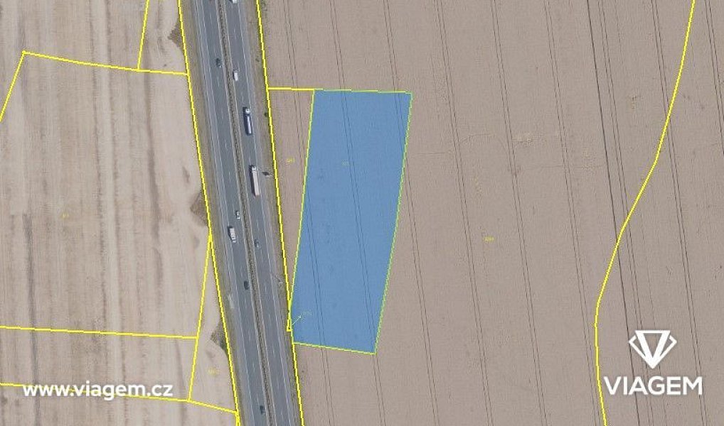 Prodej pole 640 m², Klecany – náhled fotky 3
