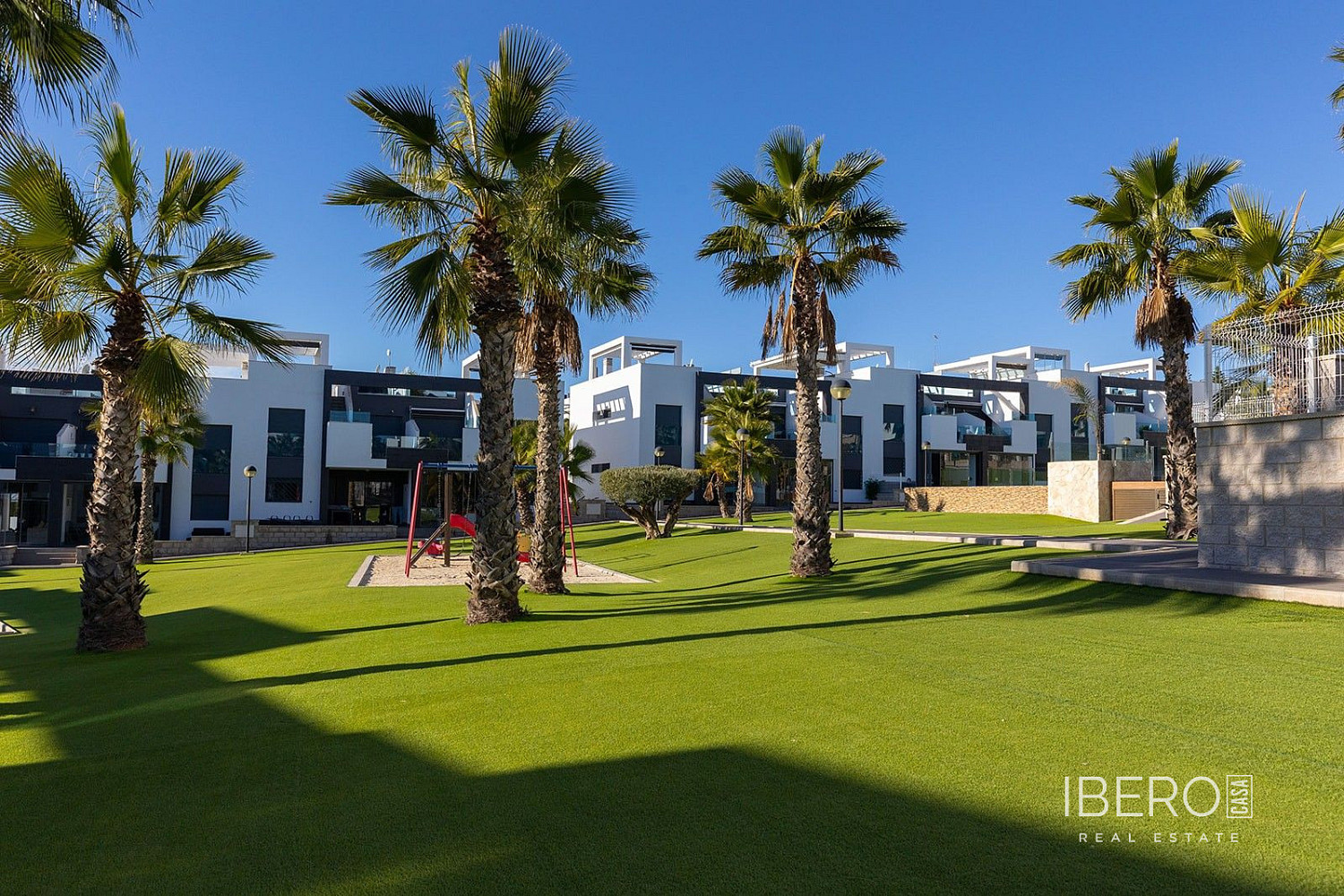 Prodej bytu 3+kk 74 m² — photo 4