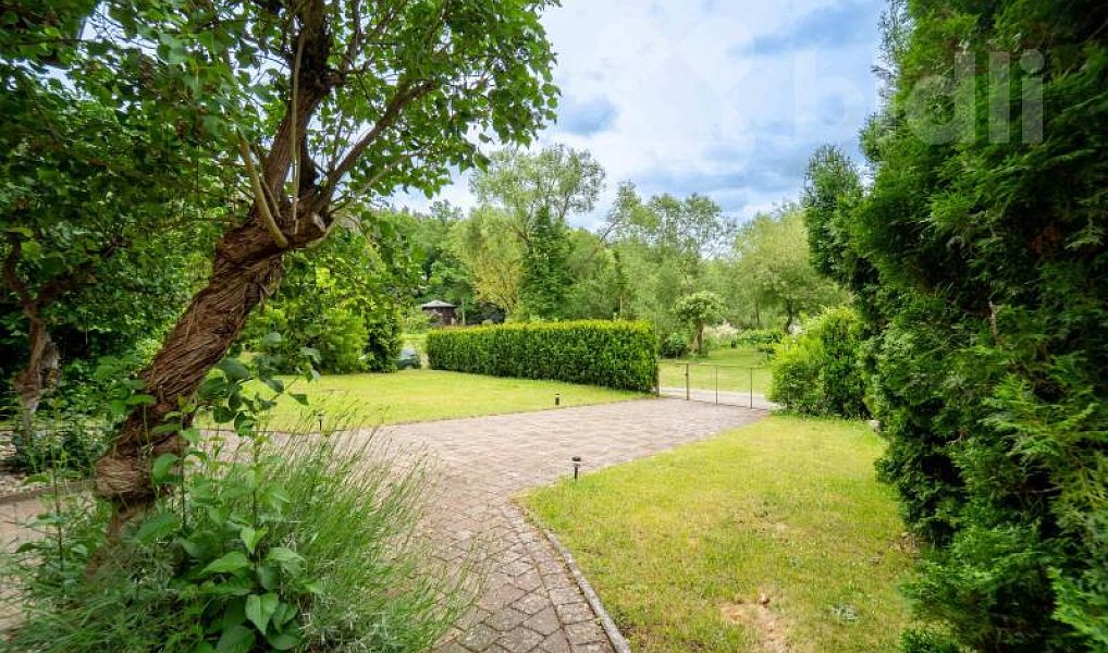Prodej nájemního domu, činžáku 319 m², Dublovice – náhled fotky 42