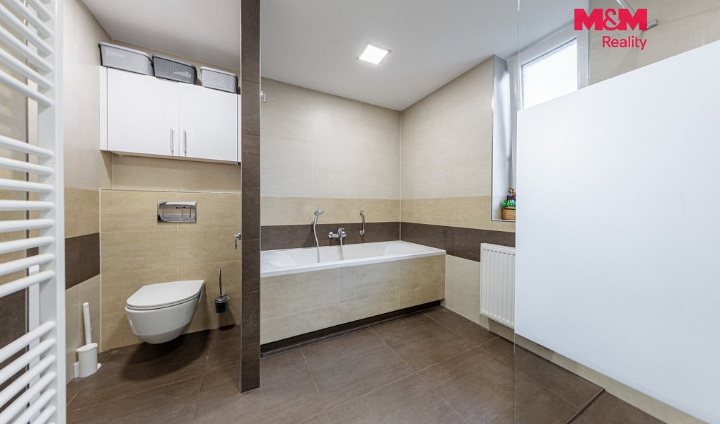 Prodej domu 330 m² s pozemkem 704 m², Karlovy Vary – náhled fotky 3