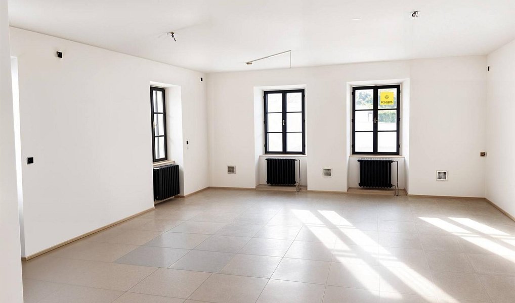 Pronájem obchodních prostor 320 m², Dačice – náhled fotky 3