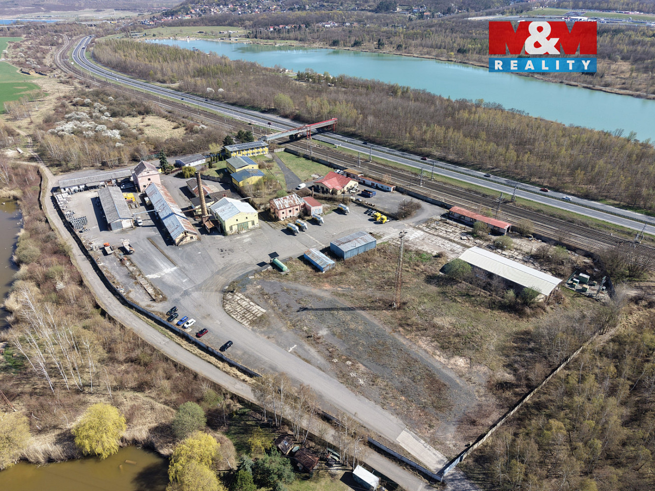 Pronájem kanceláře 240 m² – fotografie 5