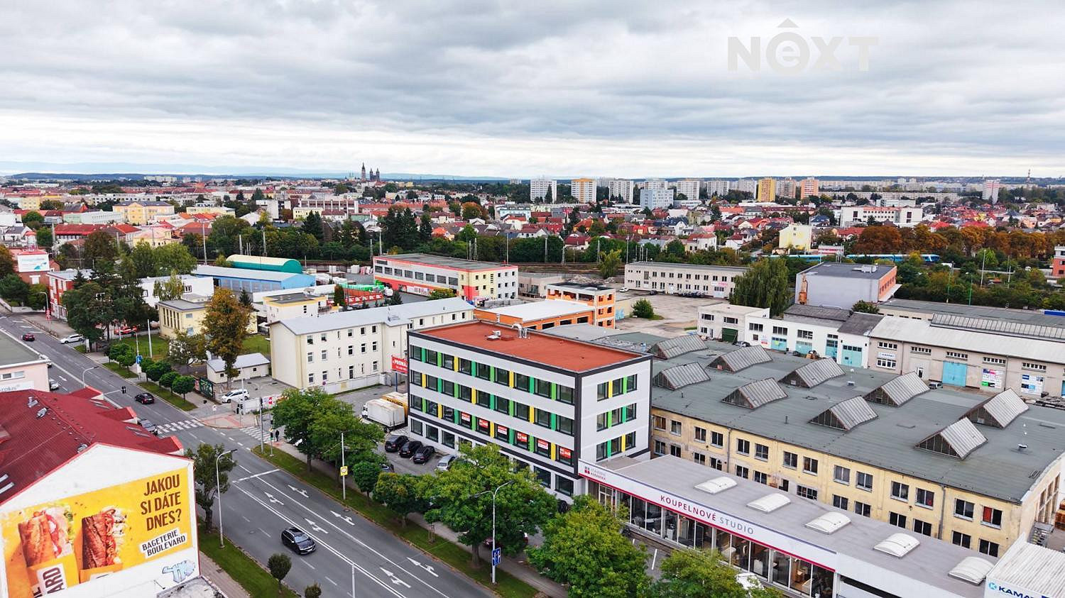 Prodej kanceláře 229 m² — photo 2