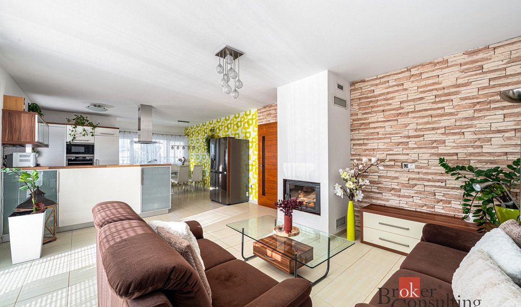 Prodej domu 195 m² s pozemkem 1 215 m², Kamenice – náhled fotky 13