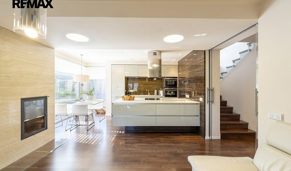 Prodej domu 155 m² s pozemkem 447 m², Zlín – náhled fotky 8