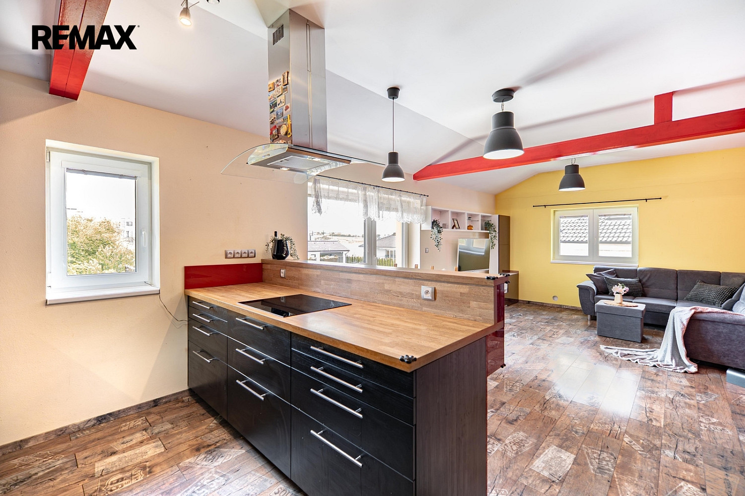 Prodej domu 239 m² s pozemkem 1 199 m² – fotografie 3