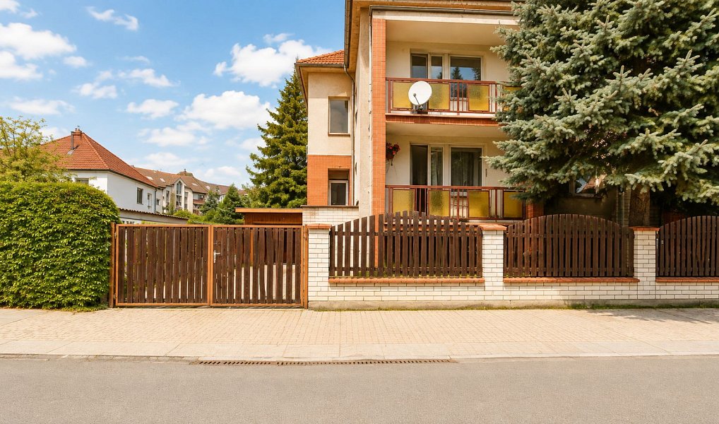 Prodej domu 246 m² s pozemkem 375 m², Poděbrady – náhled fotky 3